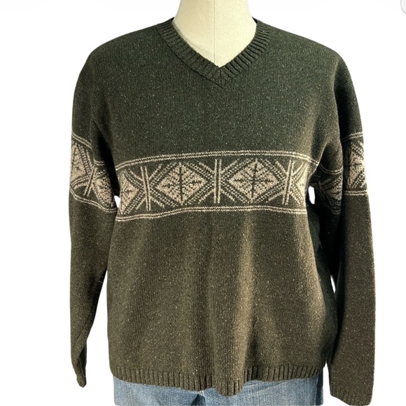 Eddie Bauer Other - Eddie Bauer wool blend fair isle gray ivory long sleeve v-neck pullover men's M